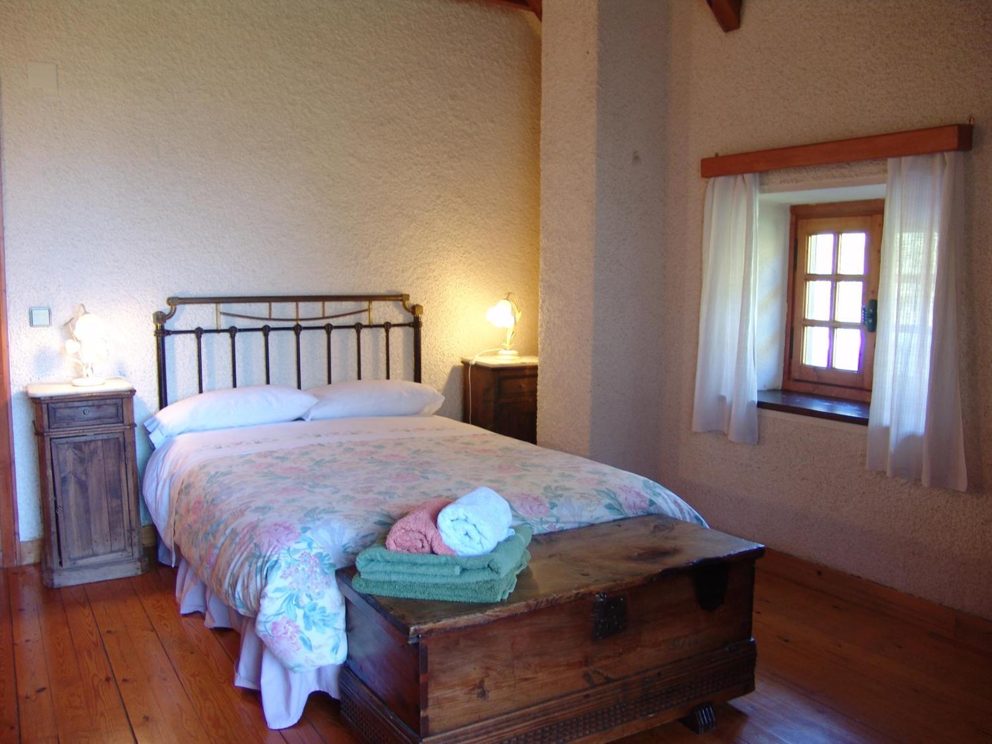 Affittacamere Casas De Zapatierno Espierba Camera foto