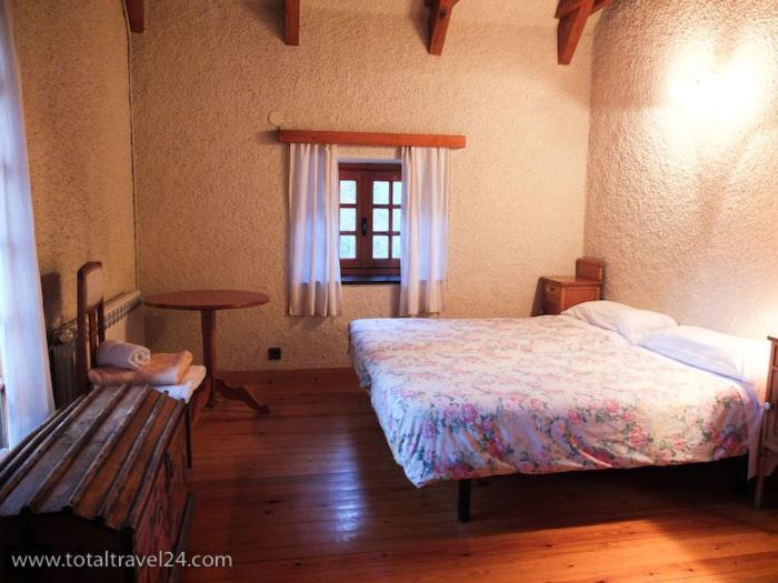 Affittacamere Casas De Zapatierno Espierba Camera foto
